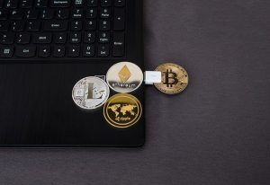 Bitcoin und Gold hartnäckig bei Bitcoin Era